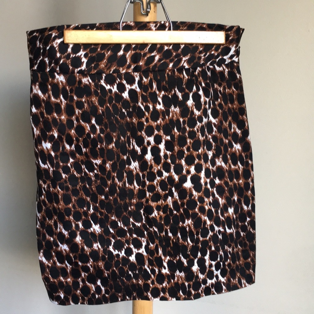 🔊NWOT Animal print skirt! 🐆
